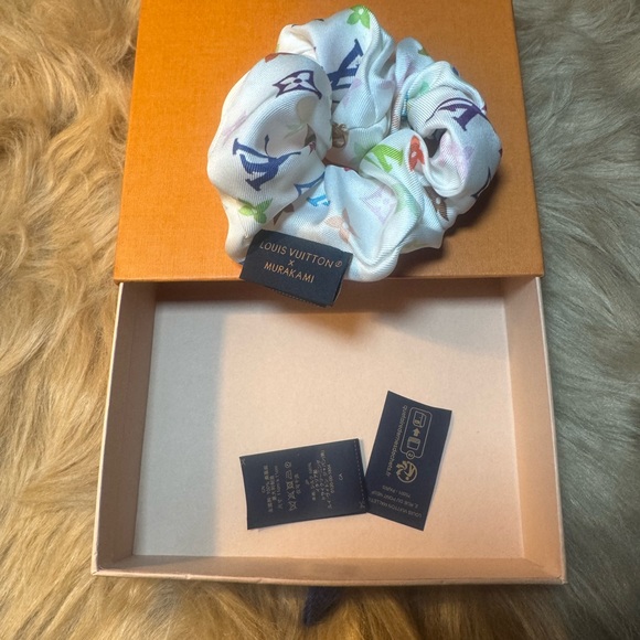 Like New Murakami Louis Vuitton  Scrunchie main image 4
